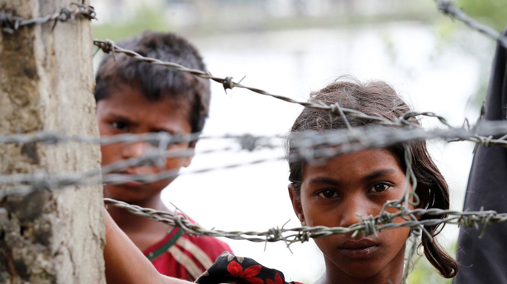 37114620141_b277a92663_b 37114620141_b277a92663_b